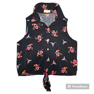 Love Notes Tie-Front Sleeveless Crop Top